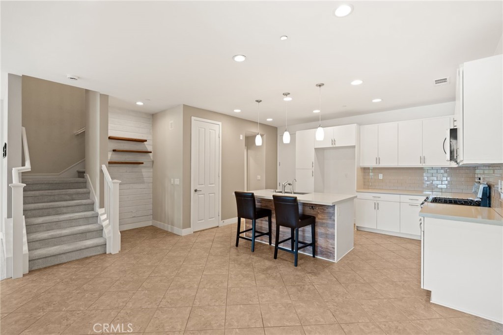 16 Fenix Street