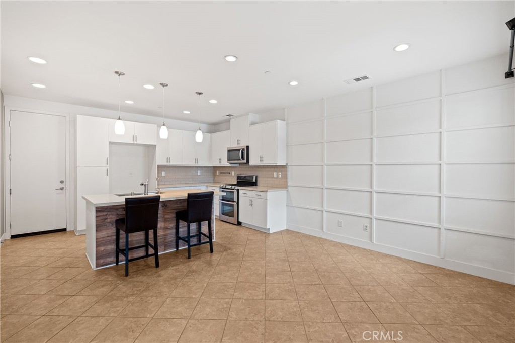 16 Fenix Street