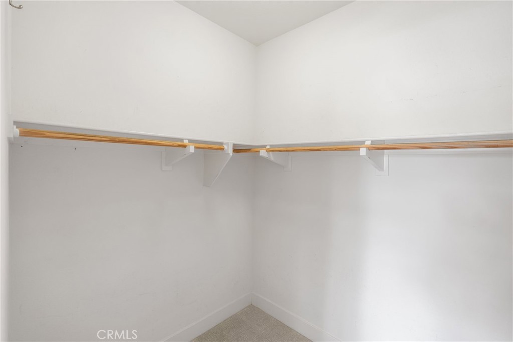 16 Fenix Street