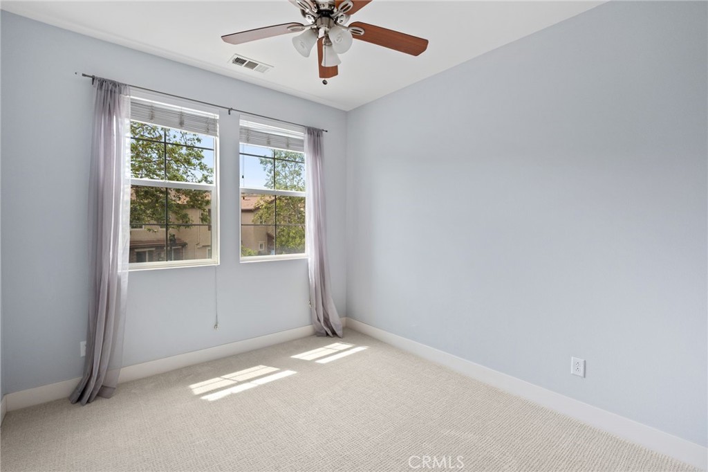 16 Fenix Street