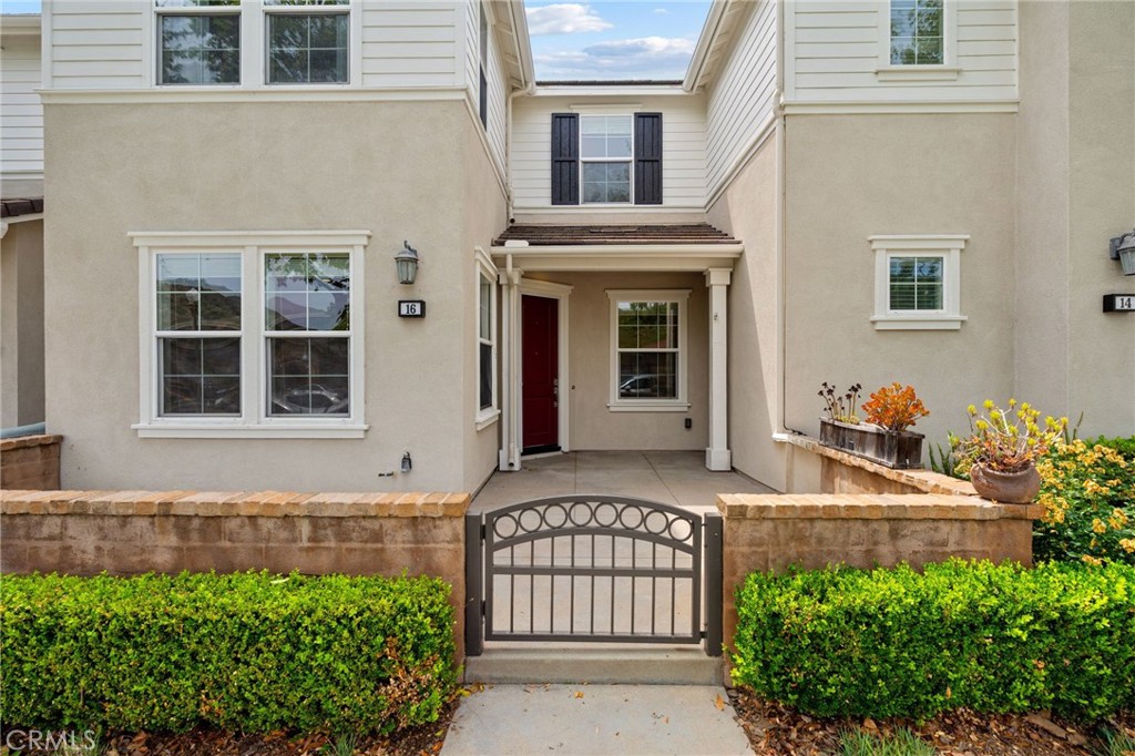 16 Fenix Street
