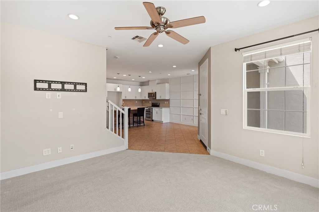 16 Fenix Street