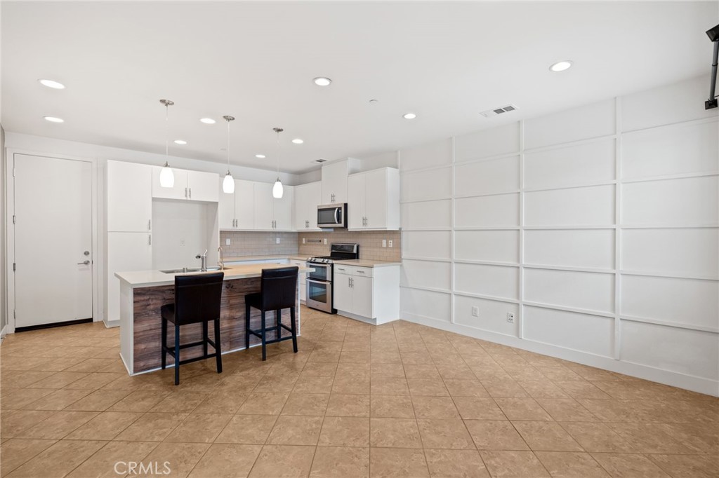 16 Fenix Street