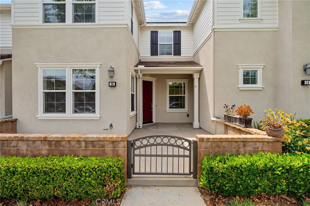 16 Fenix Street