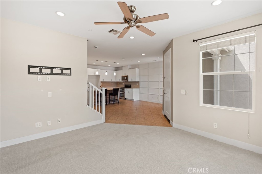 16 Fenix Street