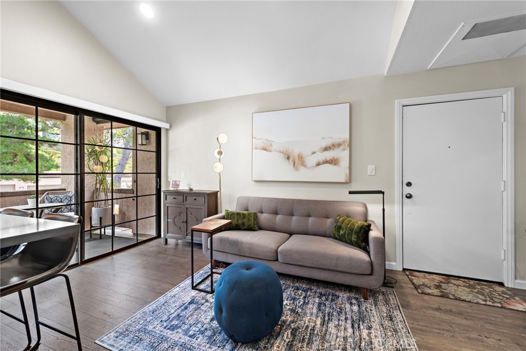 1046 Calle Del Cerro 412