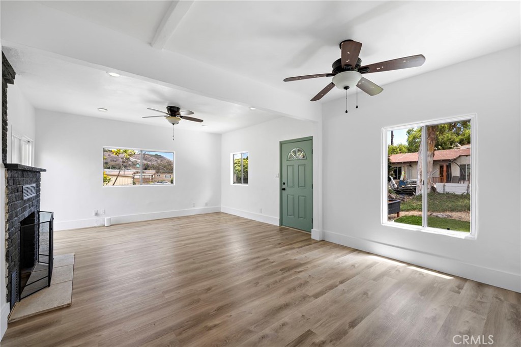 1509 N Avenida De La Estrella