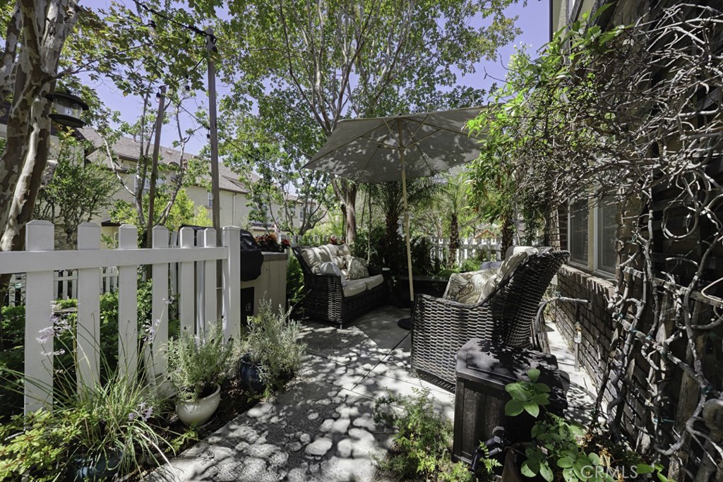 80 Three Vines Court