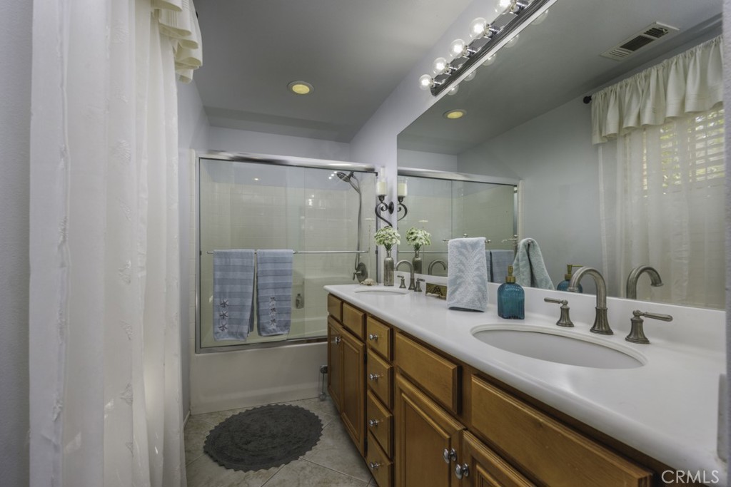 80 Three Vines Court