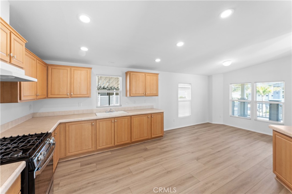 2851 Rolling Hills Drive 77