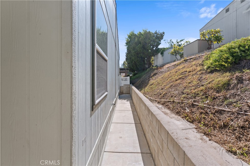 2851 Rolling Hills Drive 77