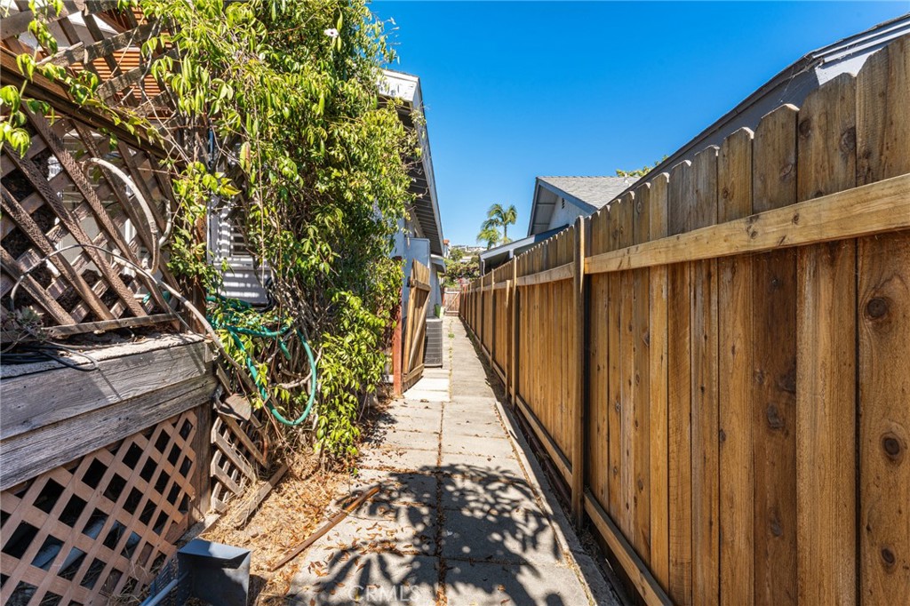 34555 Camino El Molino