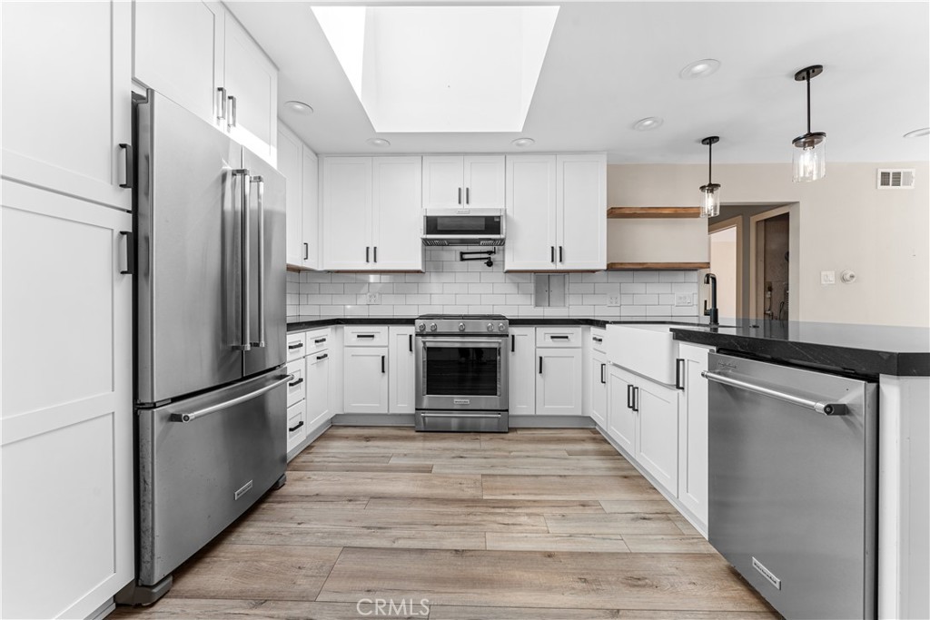 34555 Camino El Molino