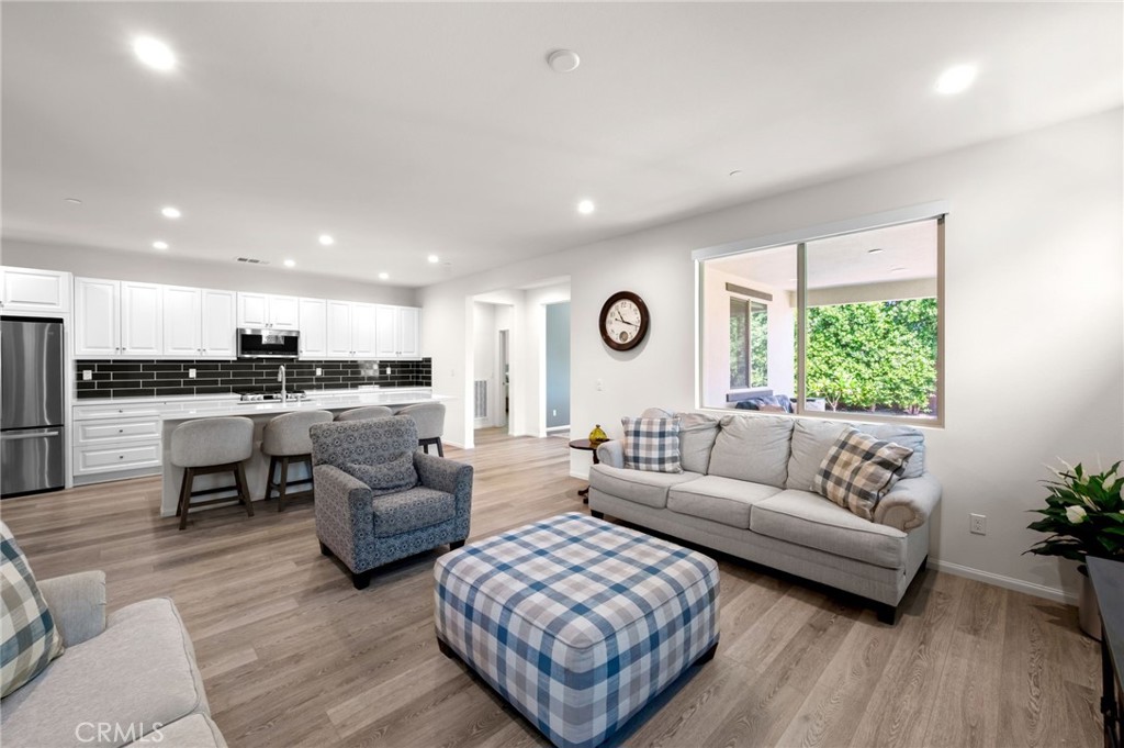 82910 Temescal Canyon