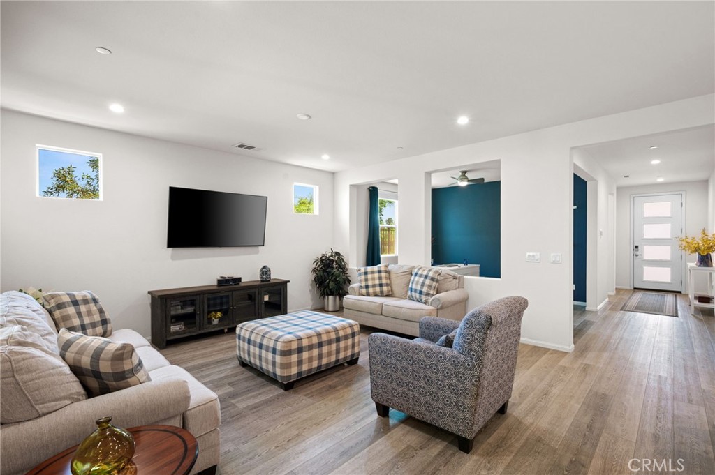 82910 Temescal Canyon