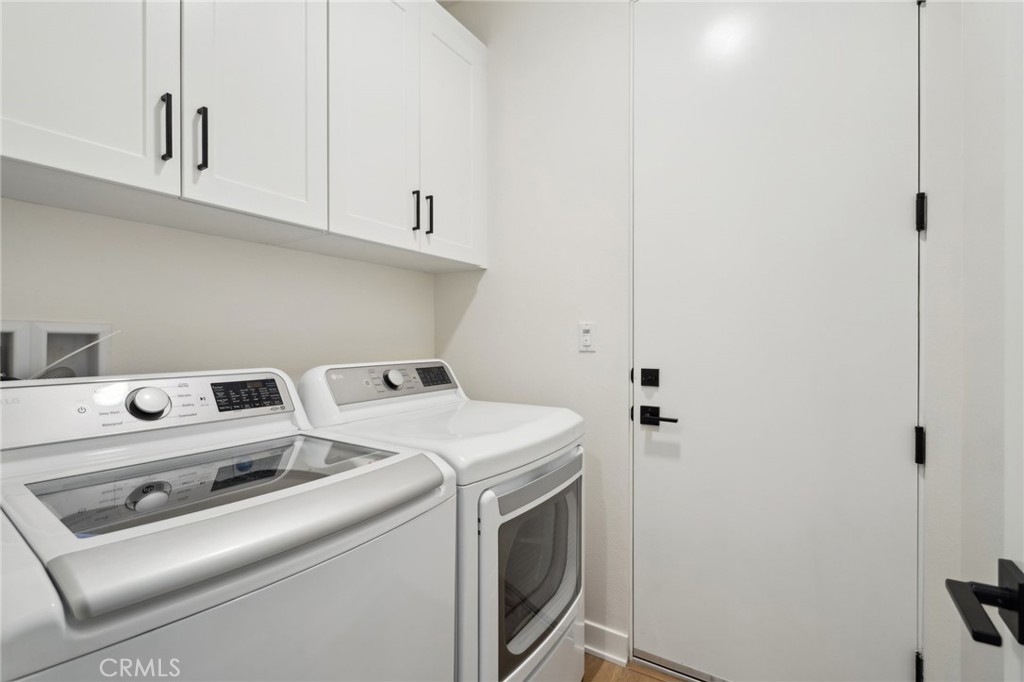 80218 Whisper Rock Way