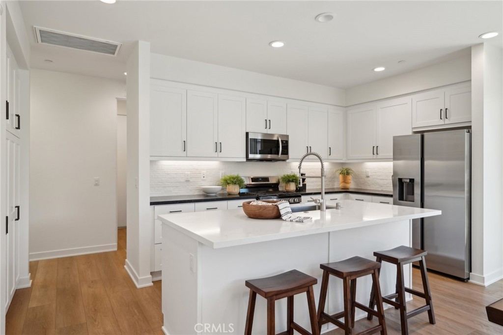 80218 Whisper Rock Way