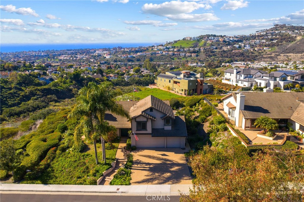 2880 Calle Guadalajara