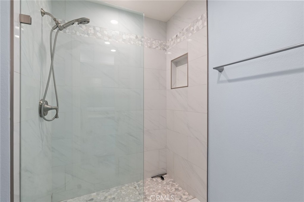 2880 Calle Guadalajara