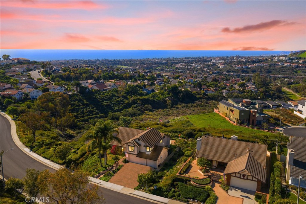 2880 Calle Guadalajara