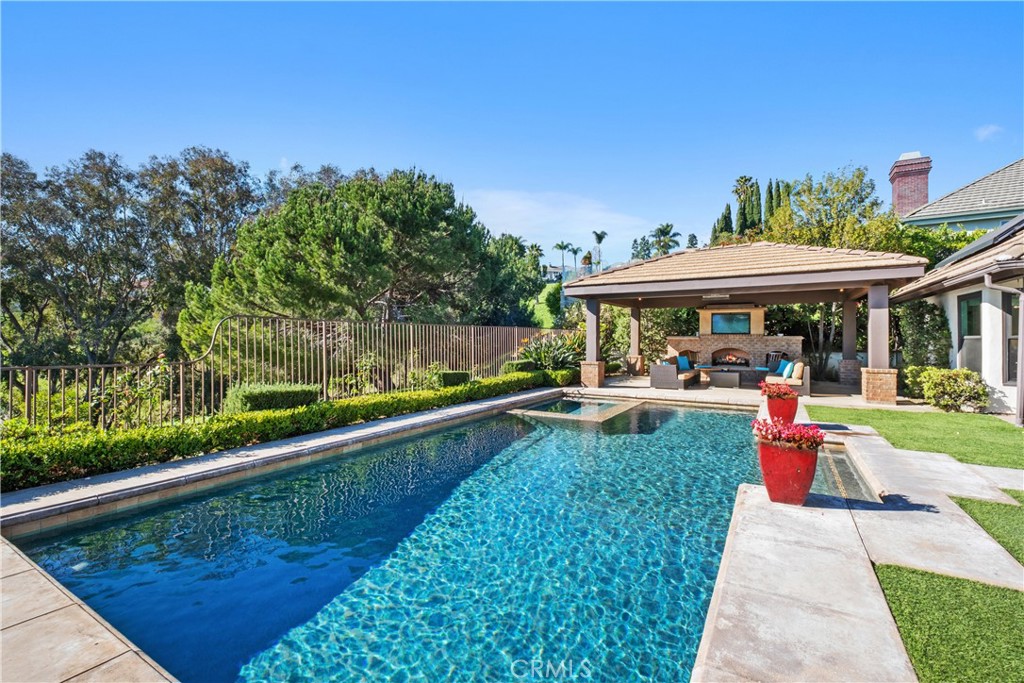 27422 Silver Creek Drive