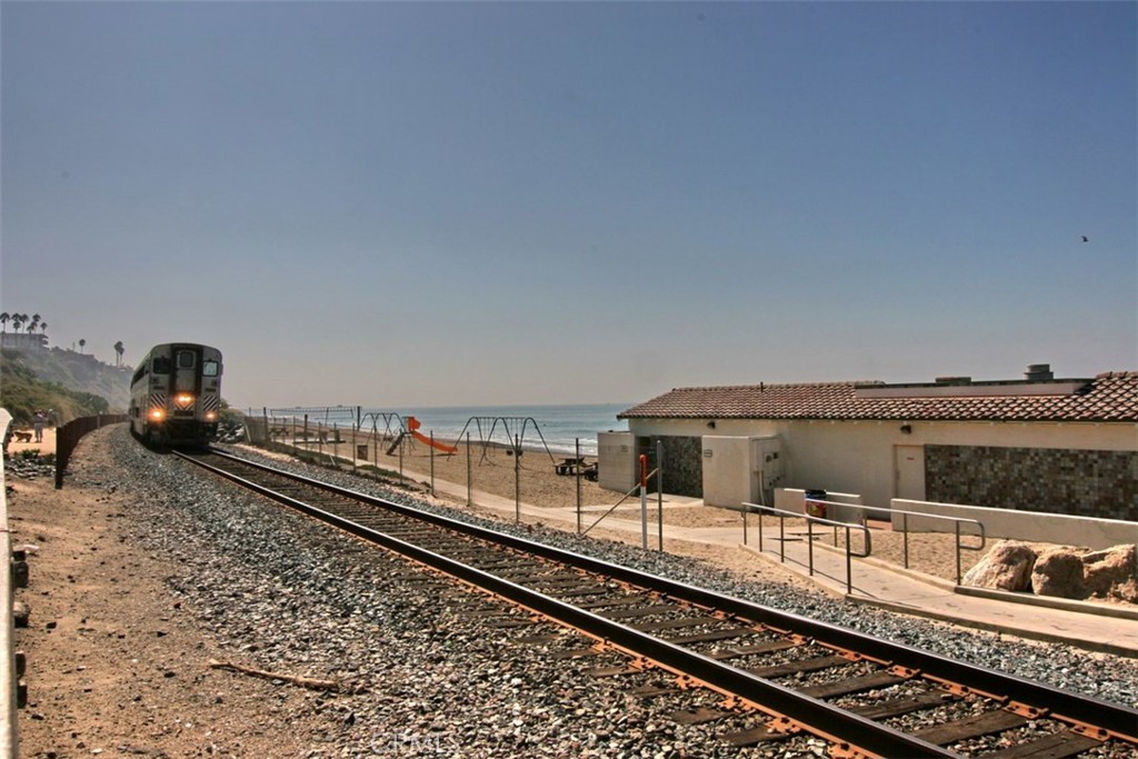 525 E Avenida San Juan