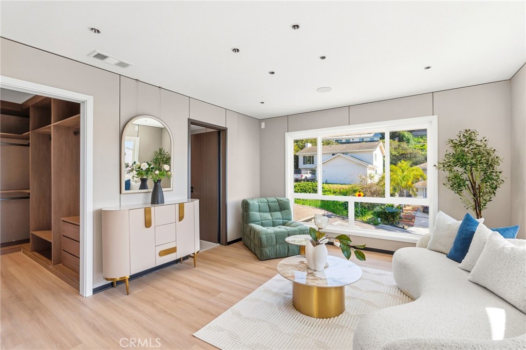 525 E Avenida San Juan