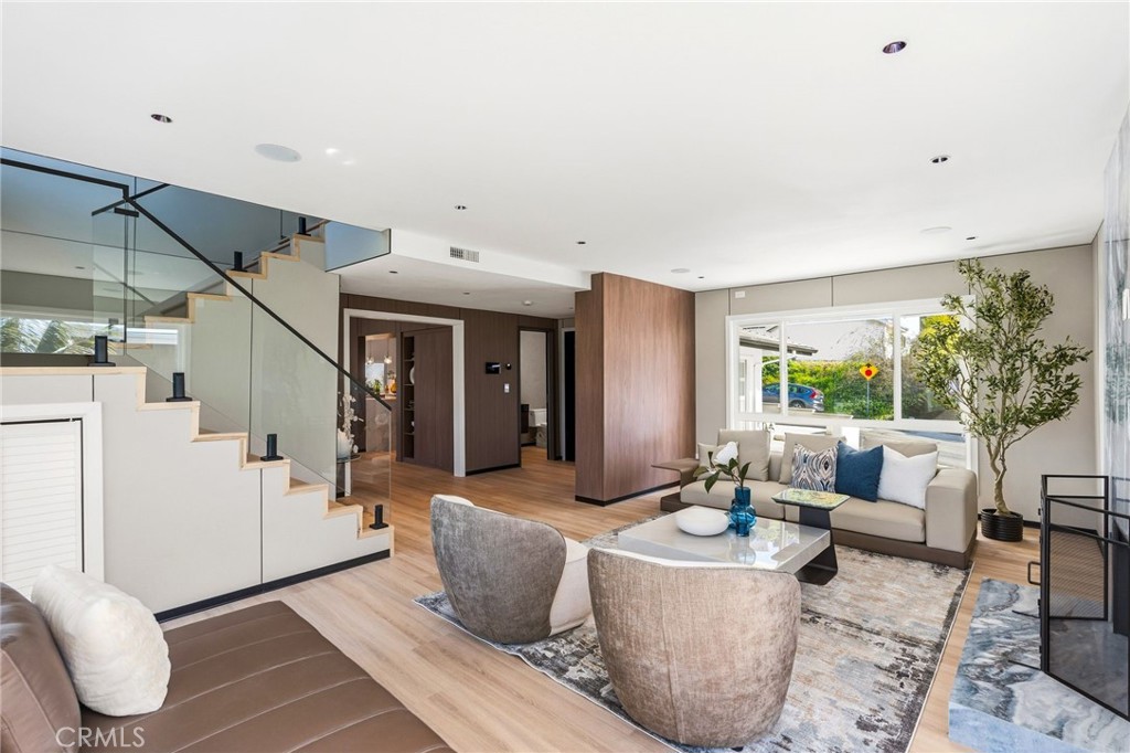 525 E Avenida San Juan