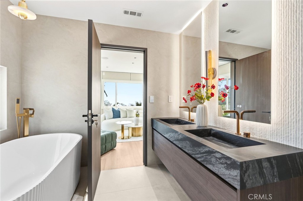 525 E Avenida San Juan