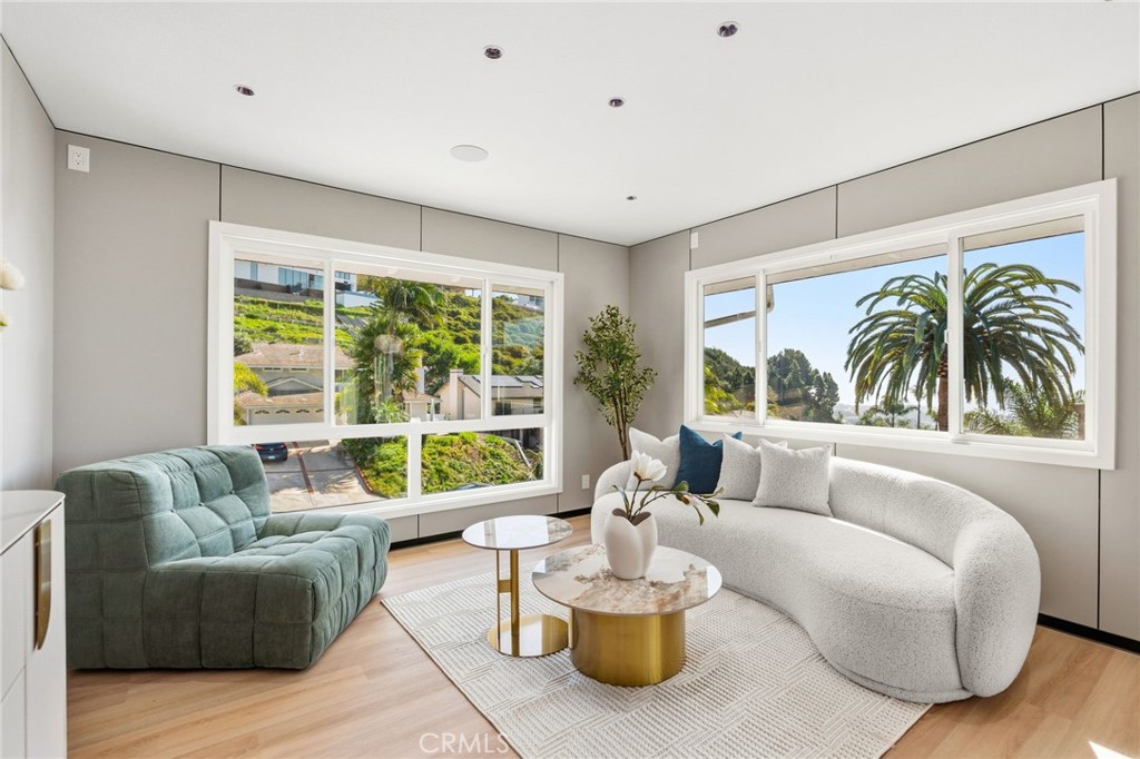 525 E Avenida San Juan