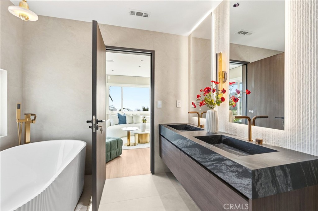 525 E Avenida San Juan