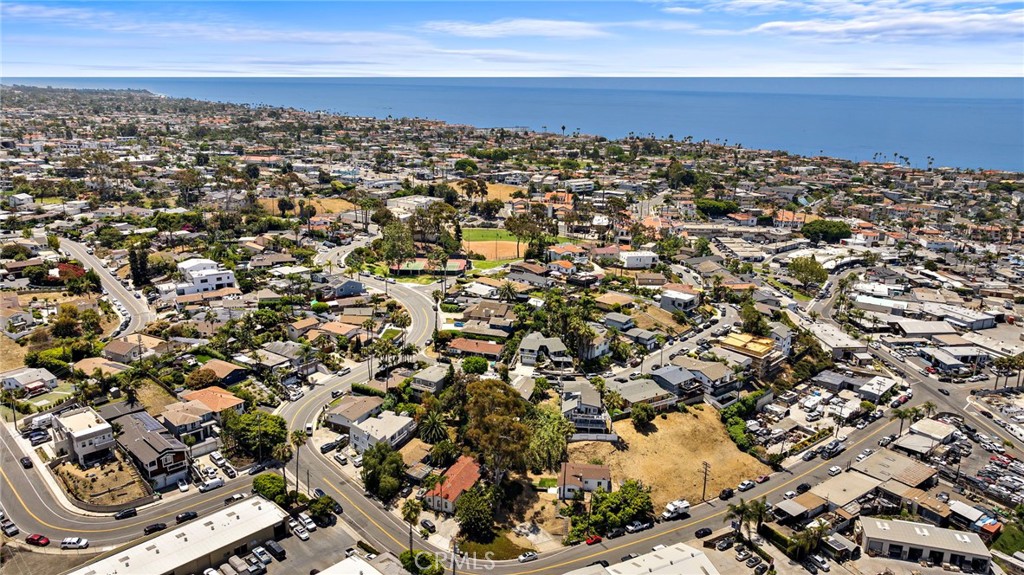 1509 N Avenida De La Estrella