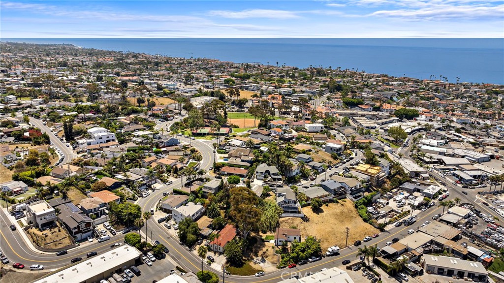 1509 N Avenida De La Estrella