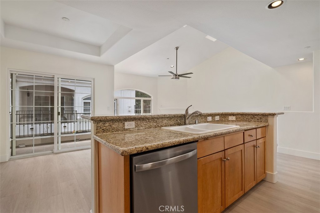 3622 Indiana Street 104