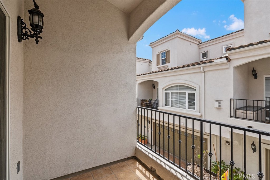 3622 Indiana Street 104