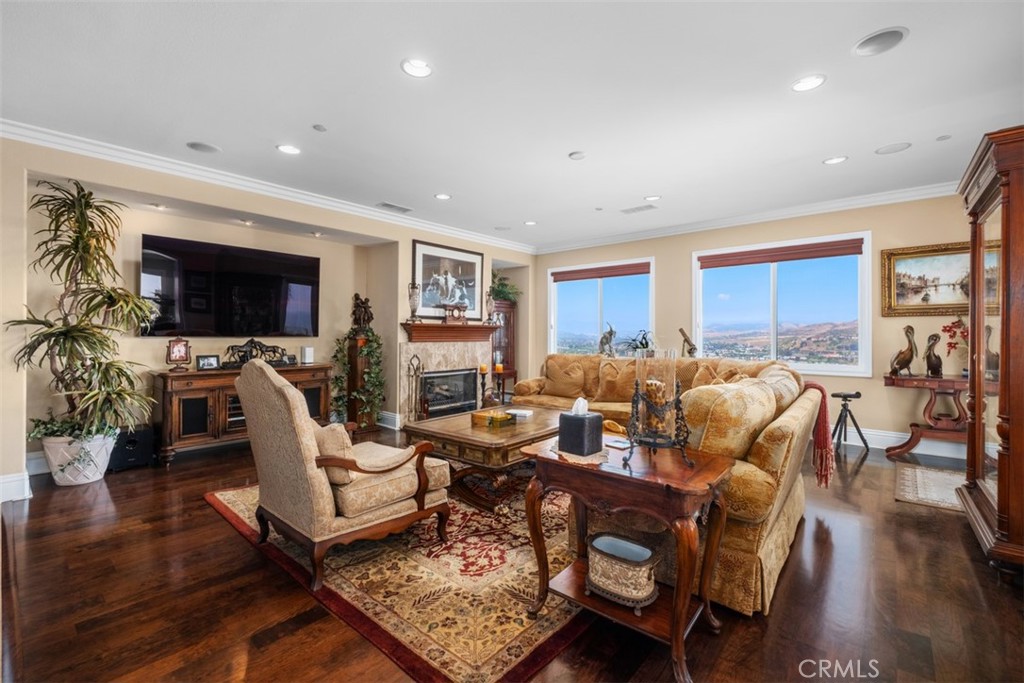 33632 Holtz Hill