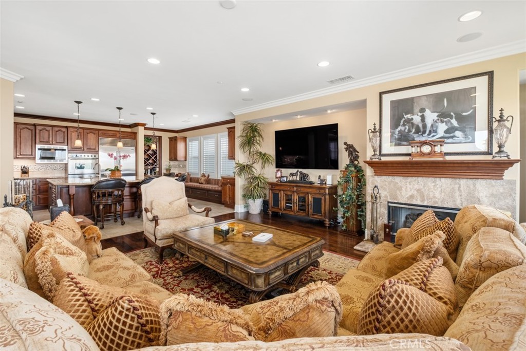 33632 Holtz Hill