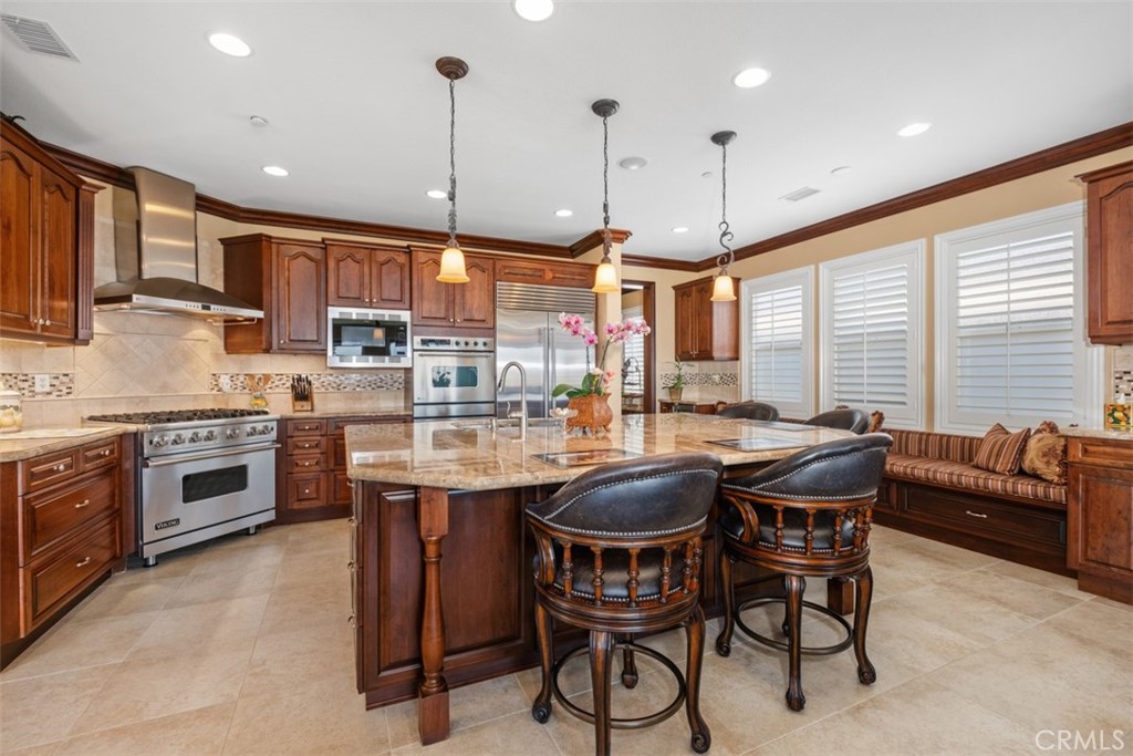 33632 Holtz Hill