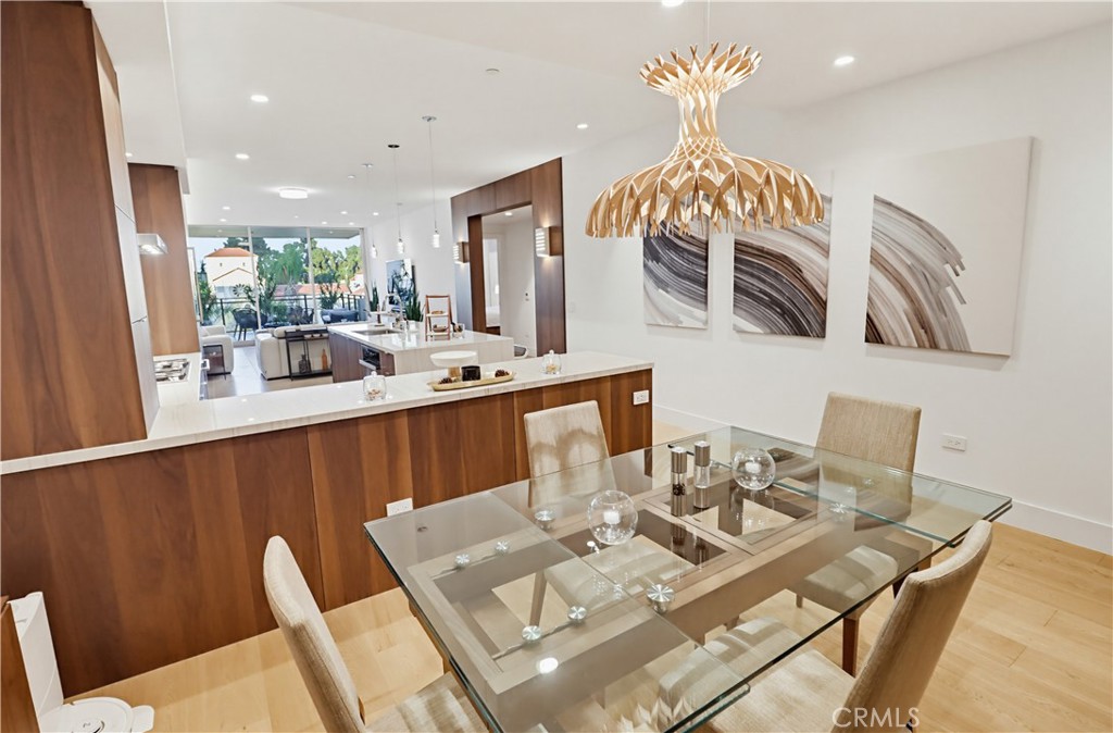 2750 4th Ave 402
