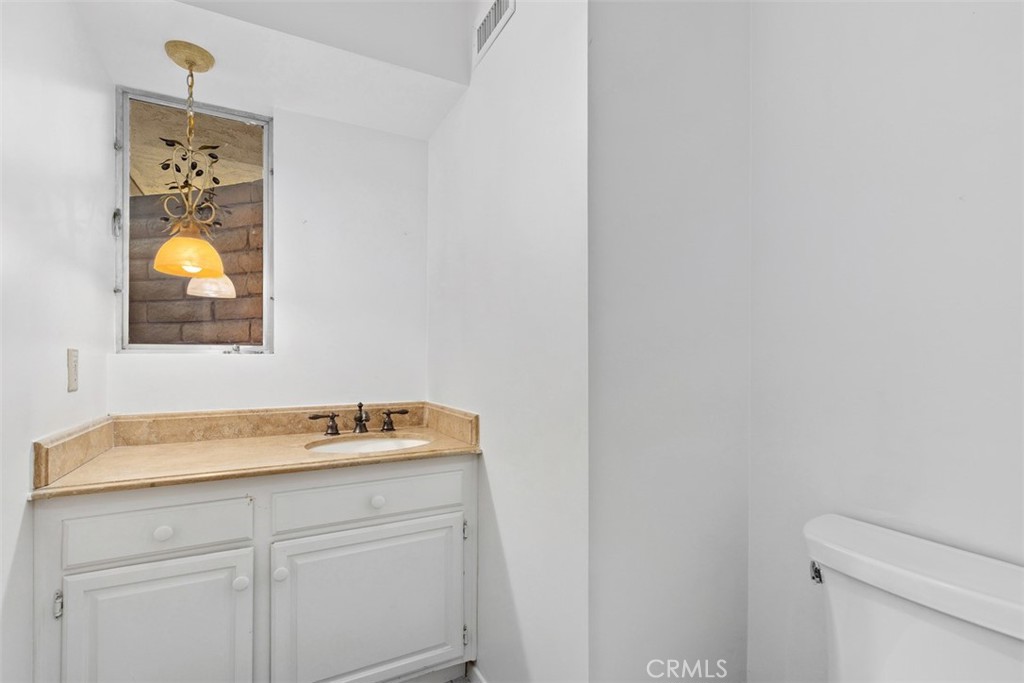 1404 Coble