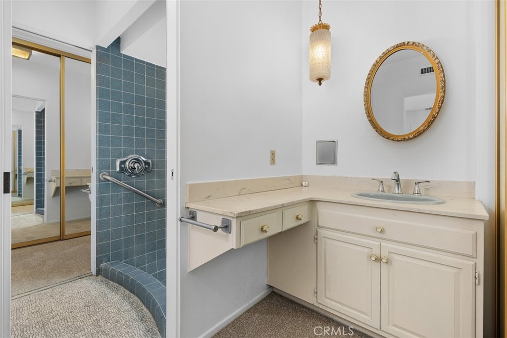 1404 Coble