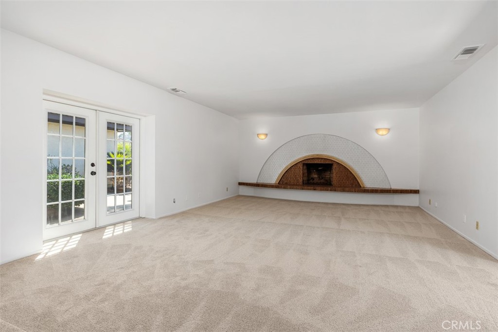 1404 Coble