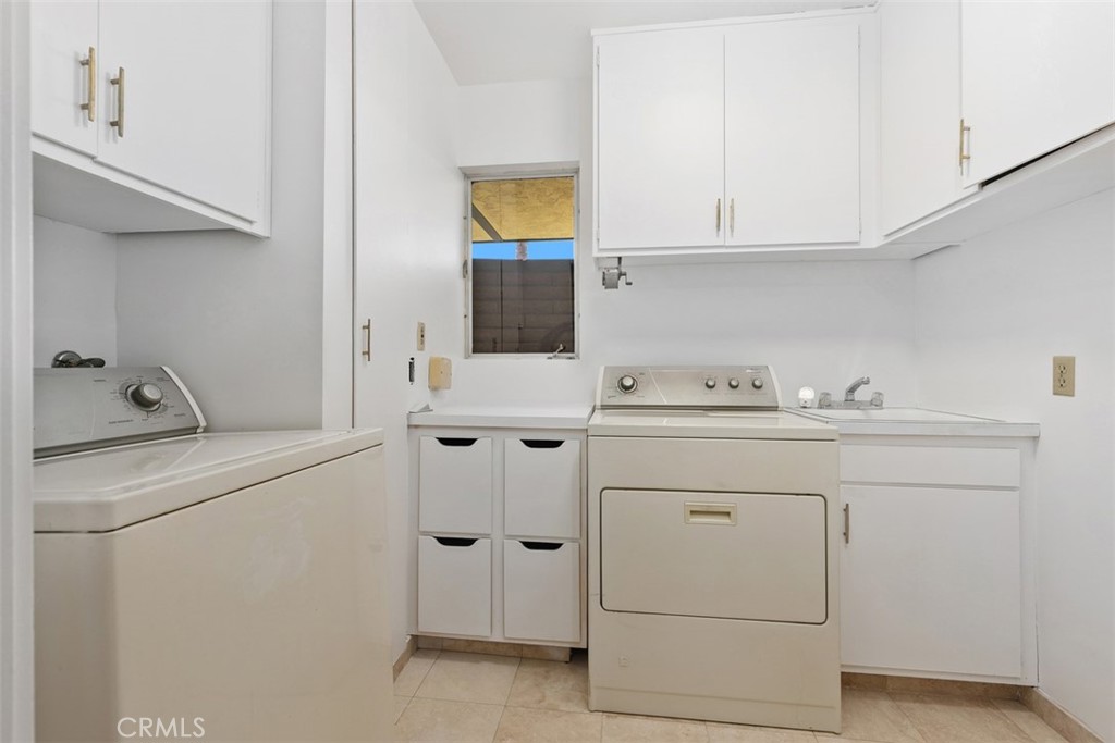 1404 Coble