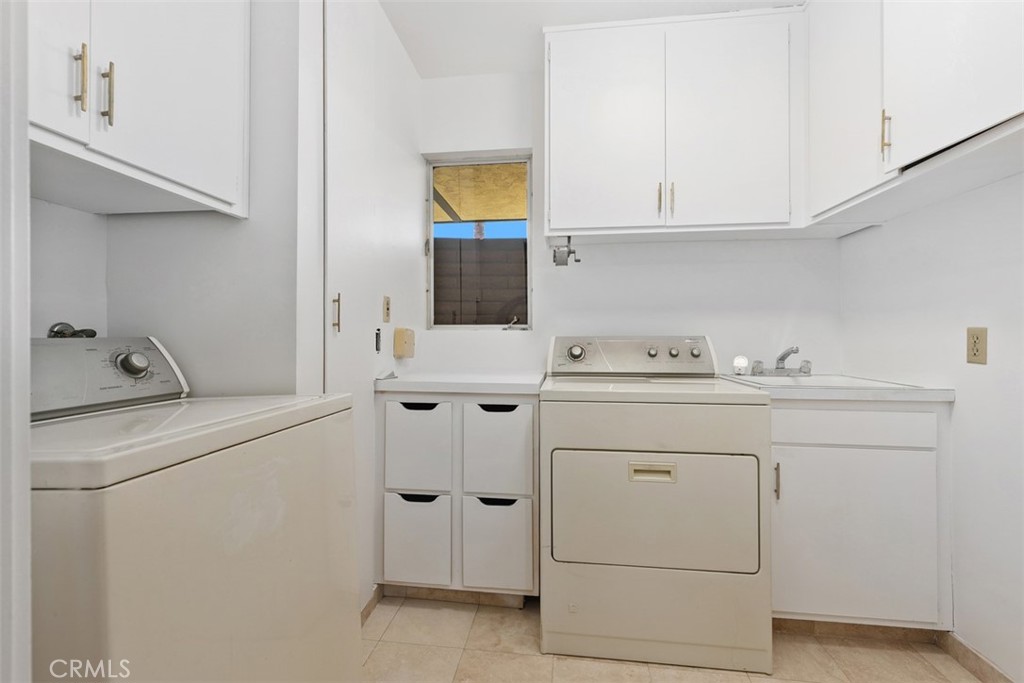 1404 Coble
