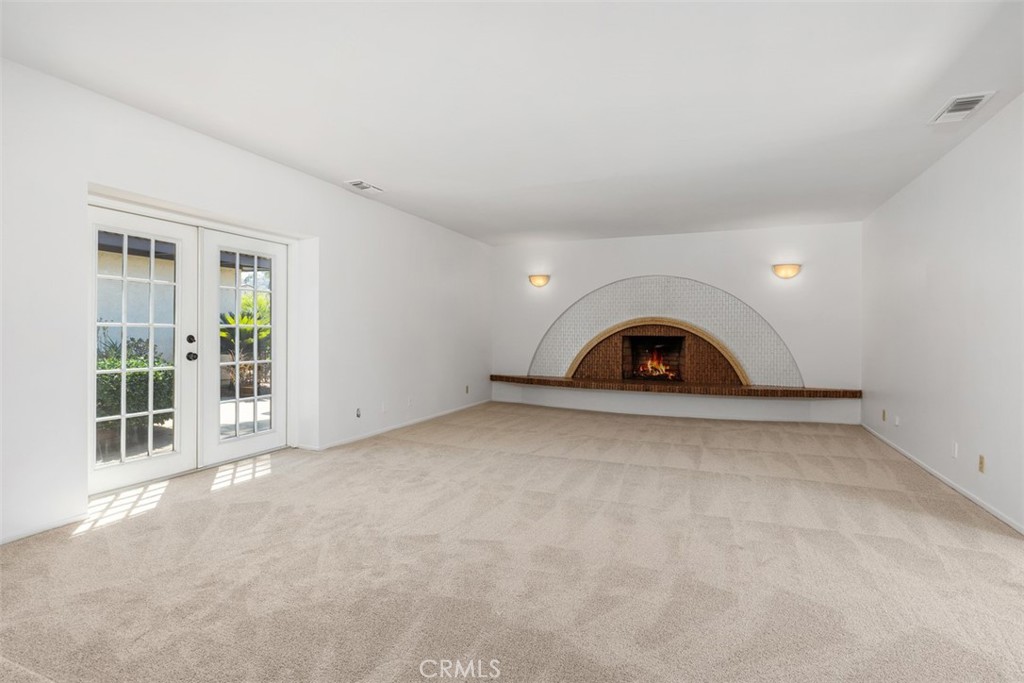 1404 Coble