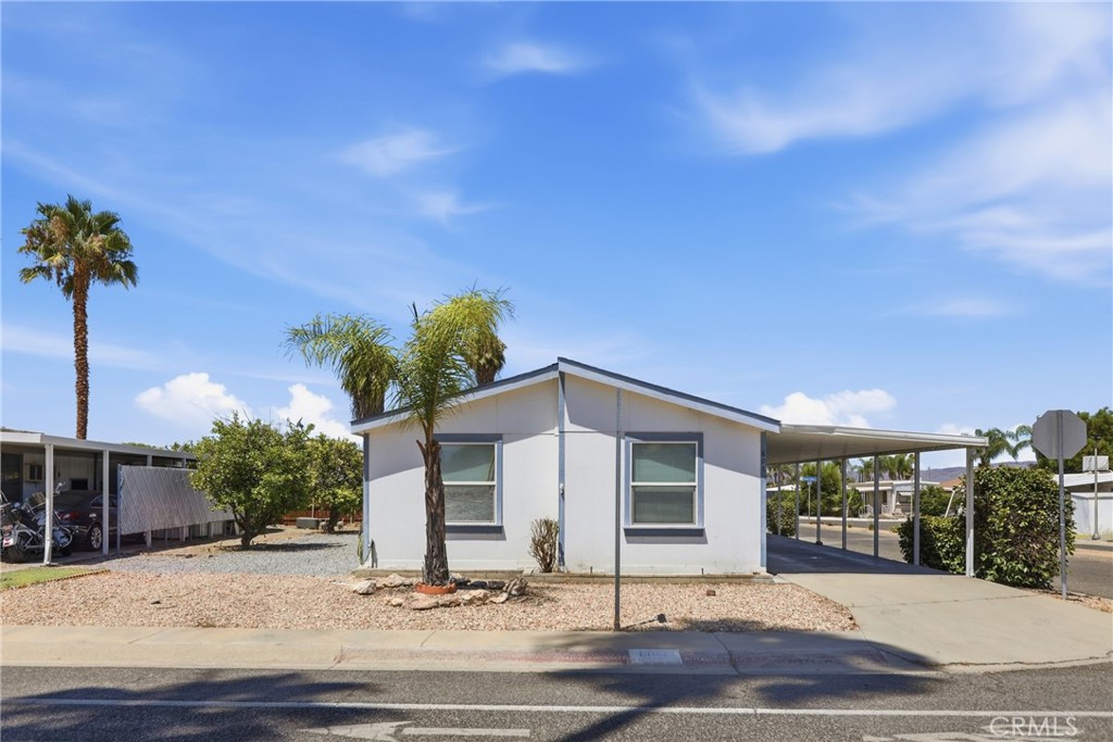 801 S Palm