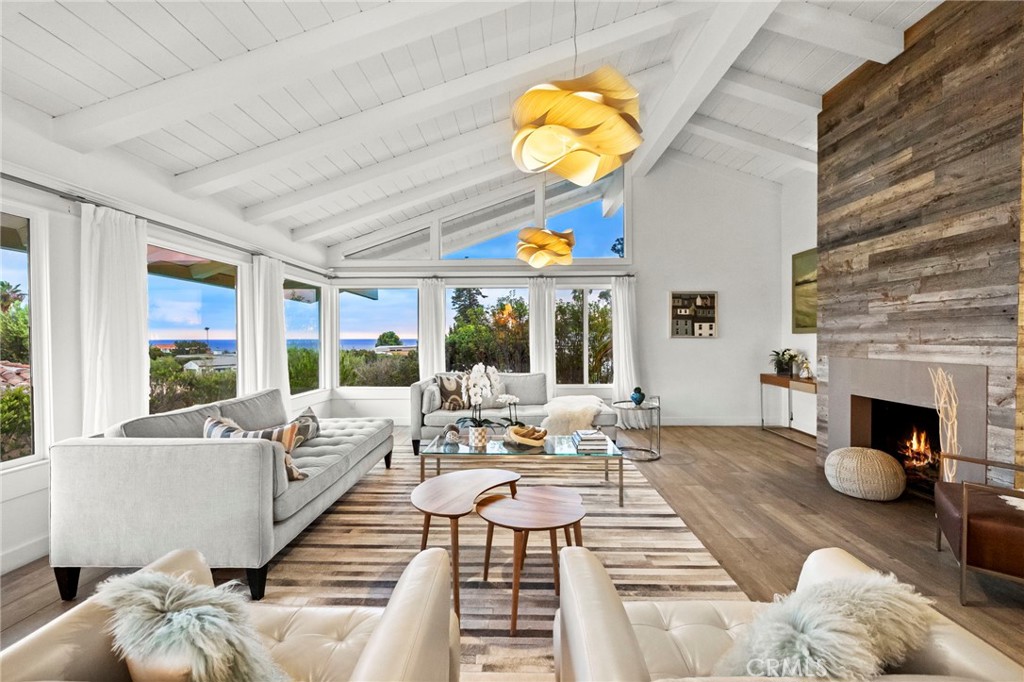 210 Monarch Bay