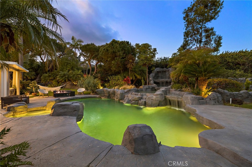 210 Monarch Bay