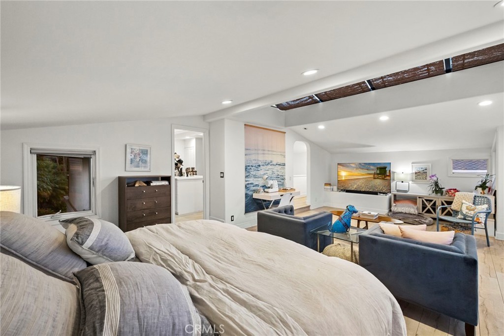 210 Monarch Bay