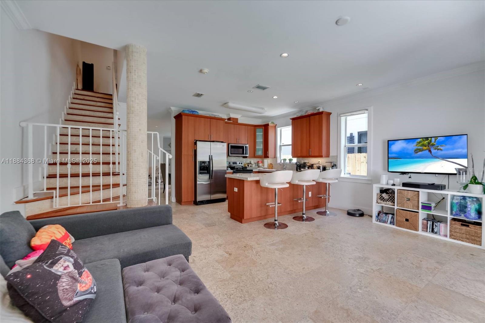 3062 New York St # 3062